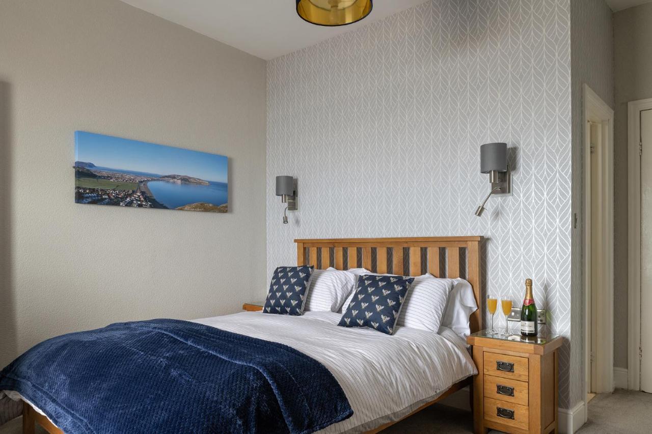 Hotel The Kendrick Exclusively For Adults à Llandudno Extérieur photo